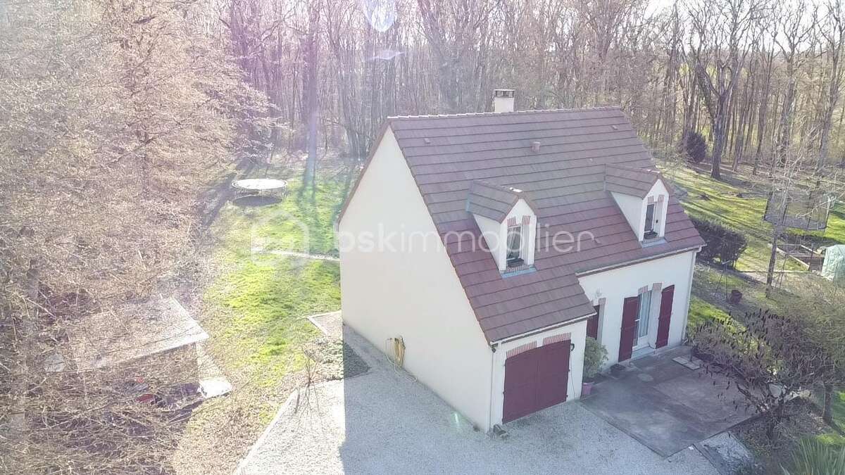 Maison à AUVILLIERS-EN-GATINAIS