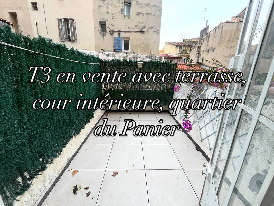 Appartement à MARSEILLE-2E