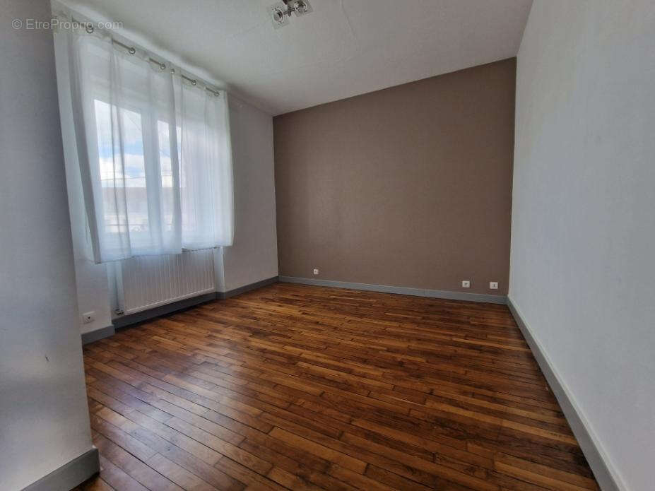 Maison à COMMERCY