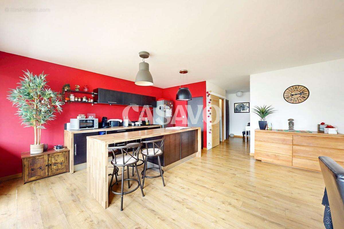 Vente Appartement 4 pièces de 105m² - 77100 Meaux - photo 2