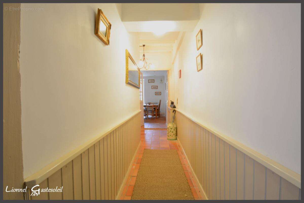 Maison à vendre 3/4 chambres à colombages au cœur de la bastide, idéale pour vivre ou investir à deux pas de la Dordogne à SAINT - photo 19