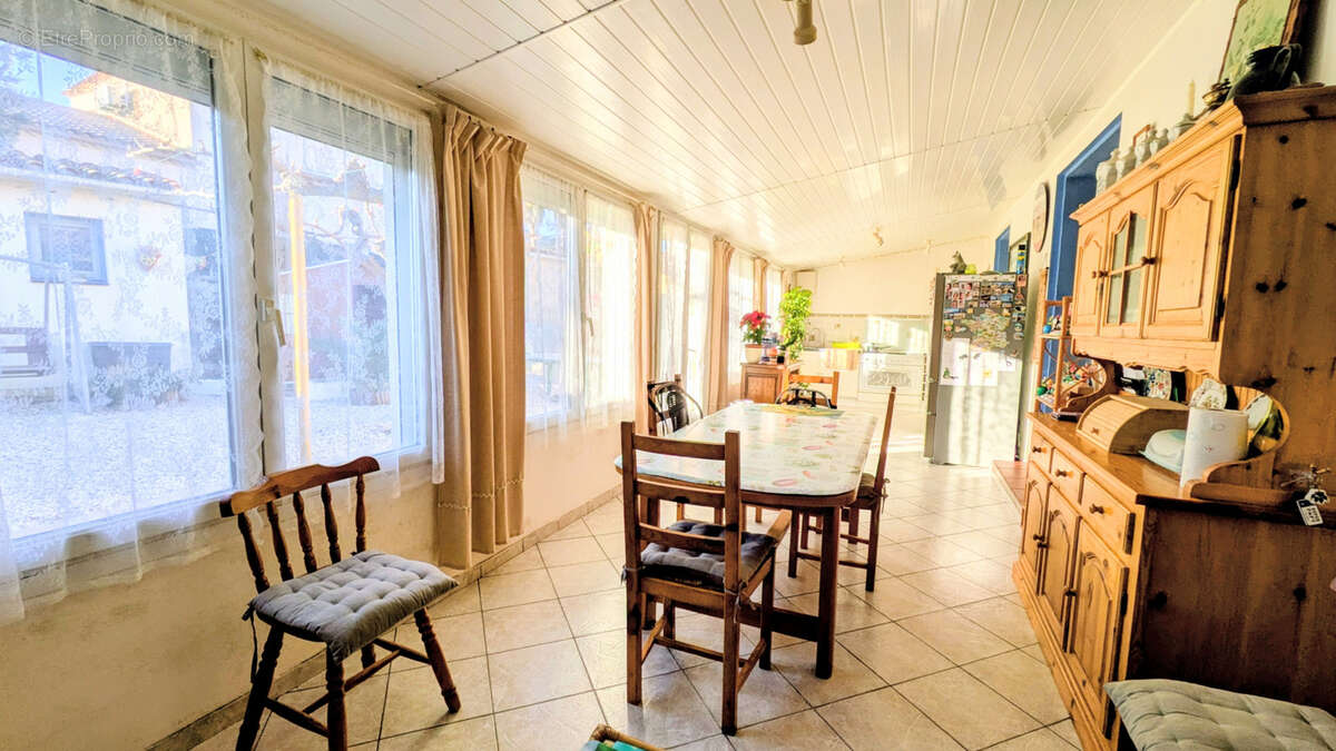 Autre à LAROQUE-DES-ALBERES