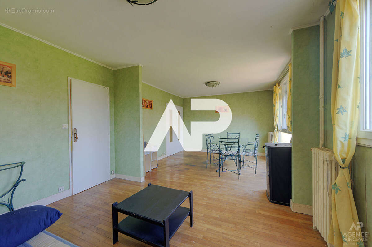 Appartement à RUEIL-MALMAISON