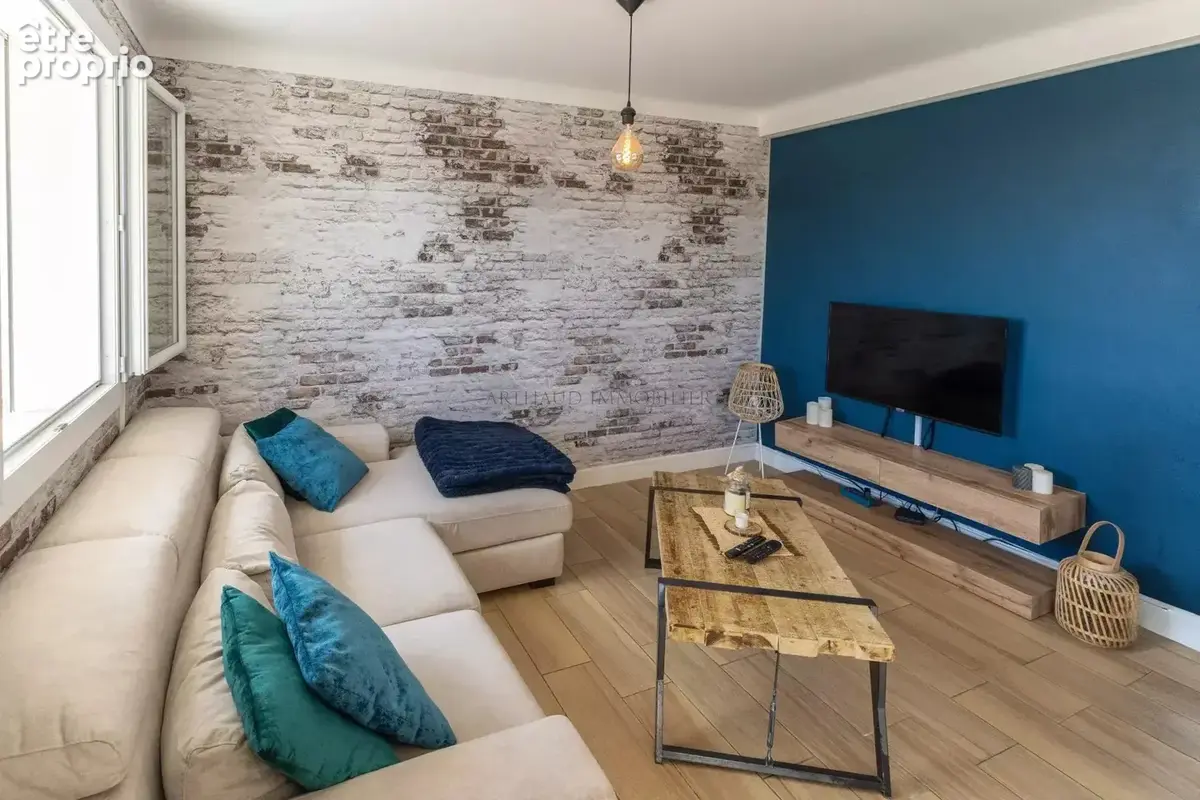 3 Pièces rénové - Vue Mer - Garage - Calme total - photo 9
