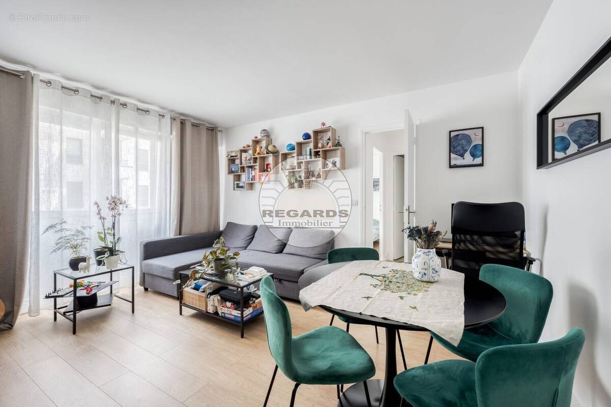 Appartement à PARIS-15E