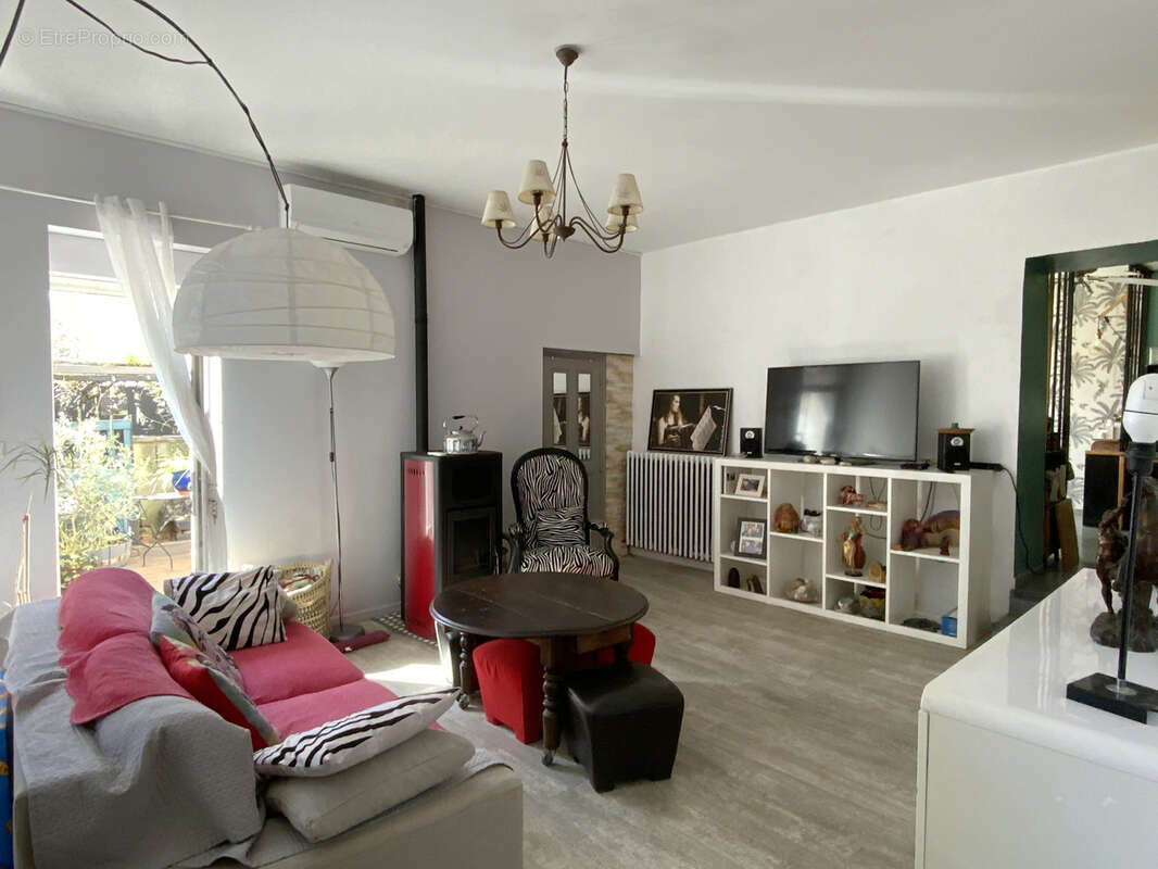 Maison à UZES
