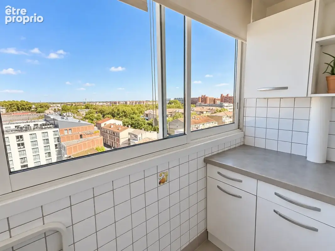 Toulouse   Bd Lascrosses   T3/T4 de 118,98 m2   Garage   2 caves   9e étage - photo 11