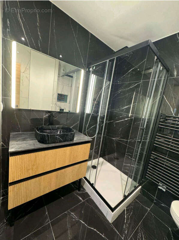 Appartement à PARIS-12E