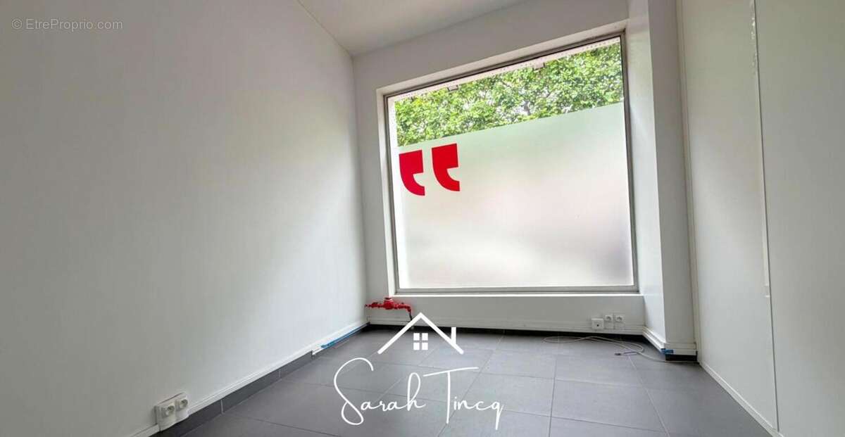 Appartement 259 m² à Lens  - photo 12