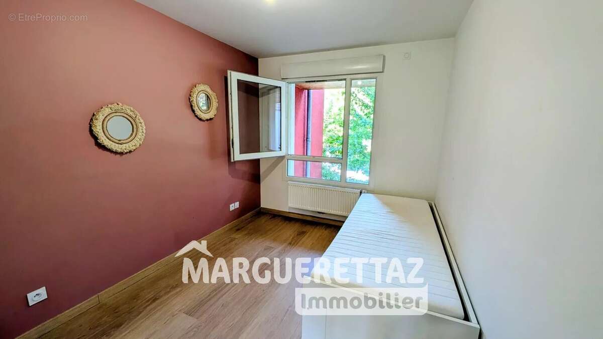 Appartement à CONTAMINE-SUR-ARVE