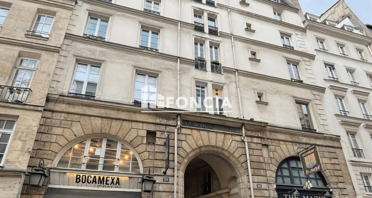 Appartement à PARIS-6E