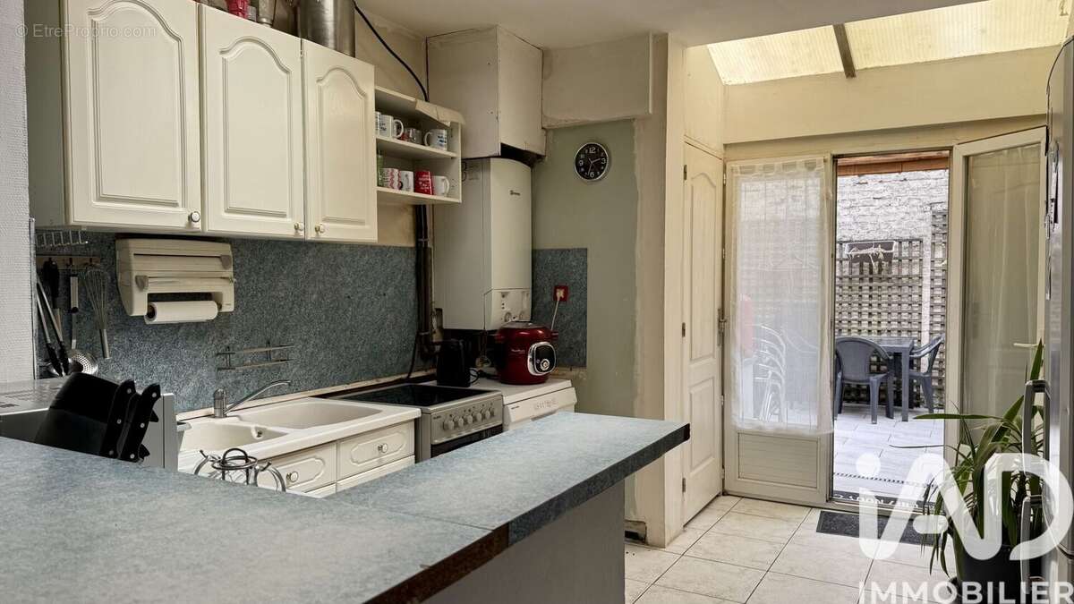 Photo 4