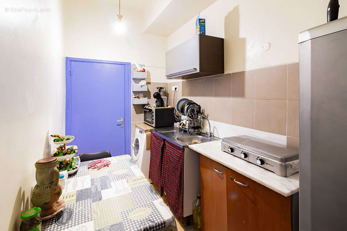 Appartement à MARSEILLE-2E