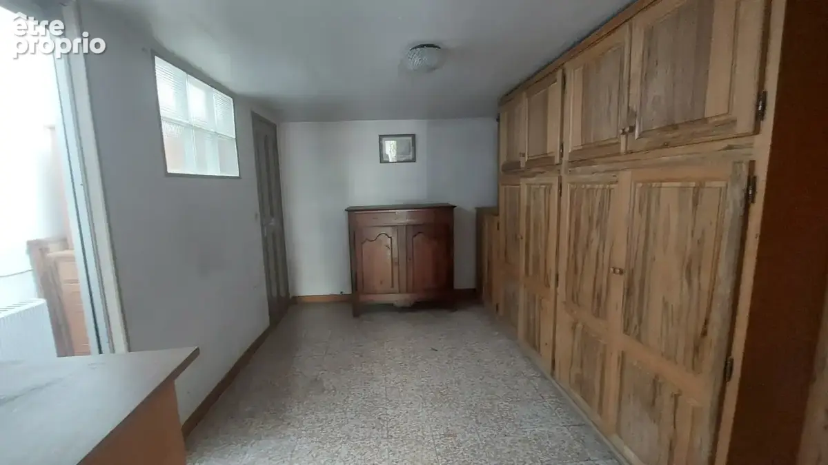 AVIGNON – Quartier Croix Rouge – Maison 5 pièces avec garage et jardin arboré - photo 6