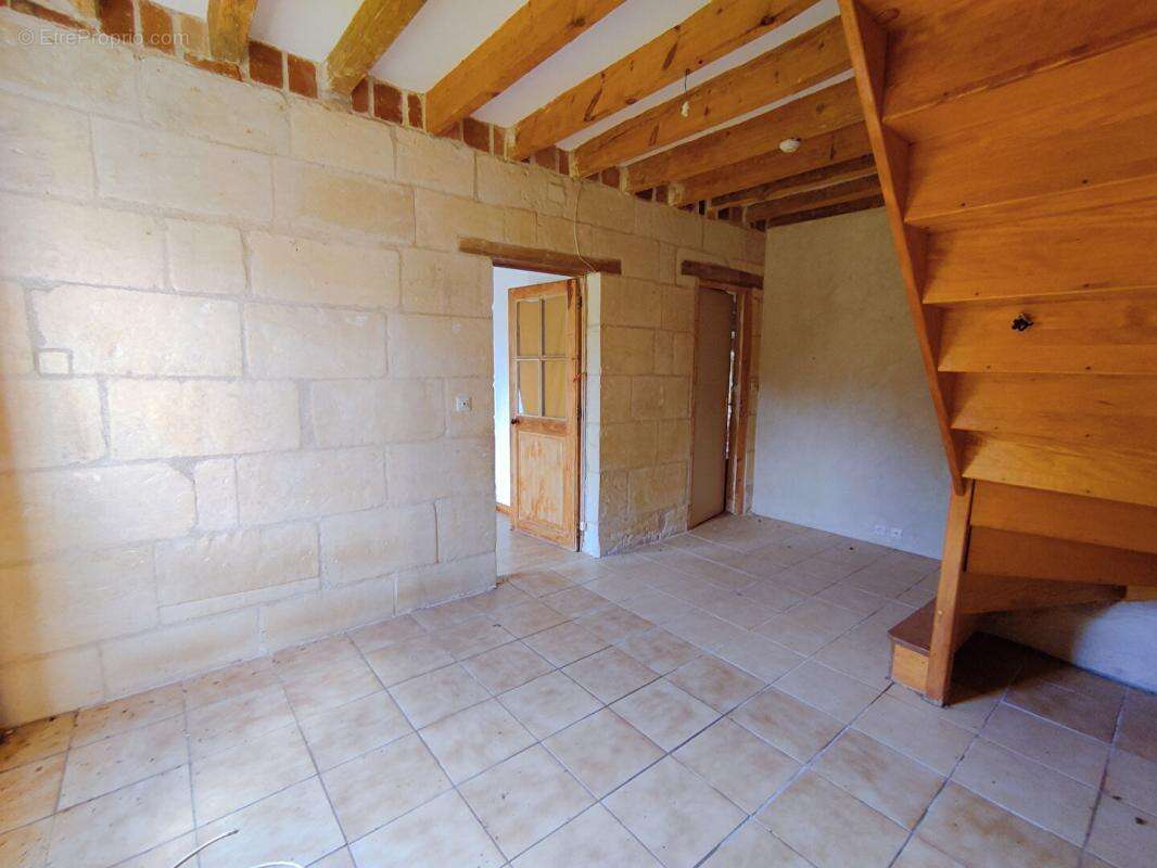 Longère Chaumussay 5 pièce(s) 109 m2 sur 2 Ha - photo 6