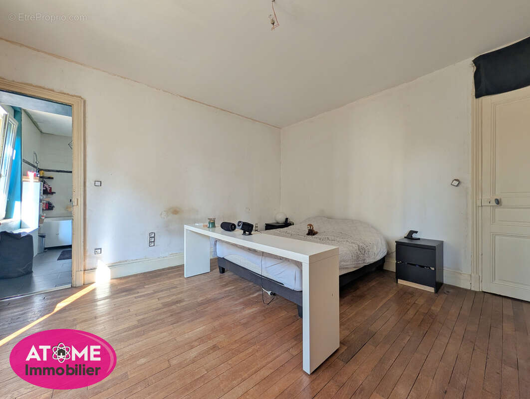 Maison de maître de caractère   262 m2   Terrain de 14,02 ares - photo 6