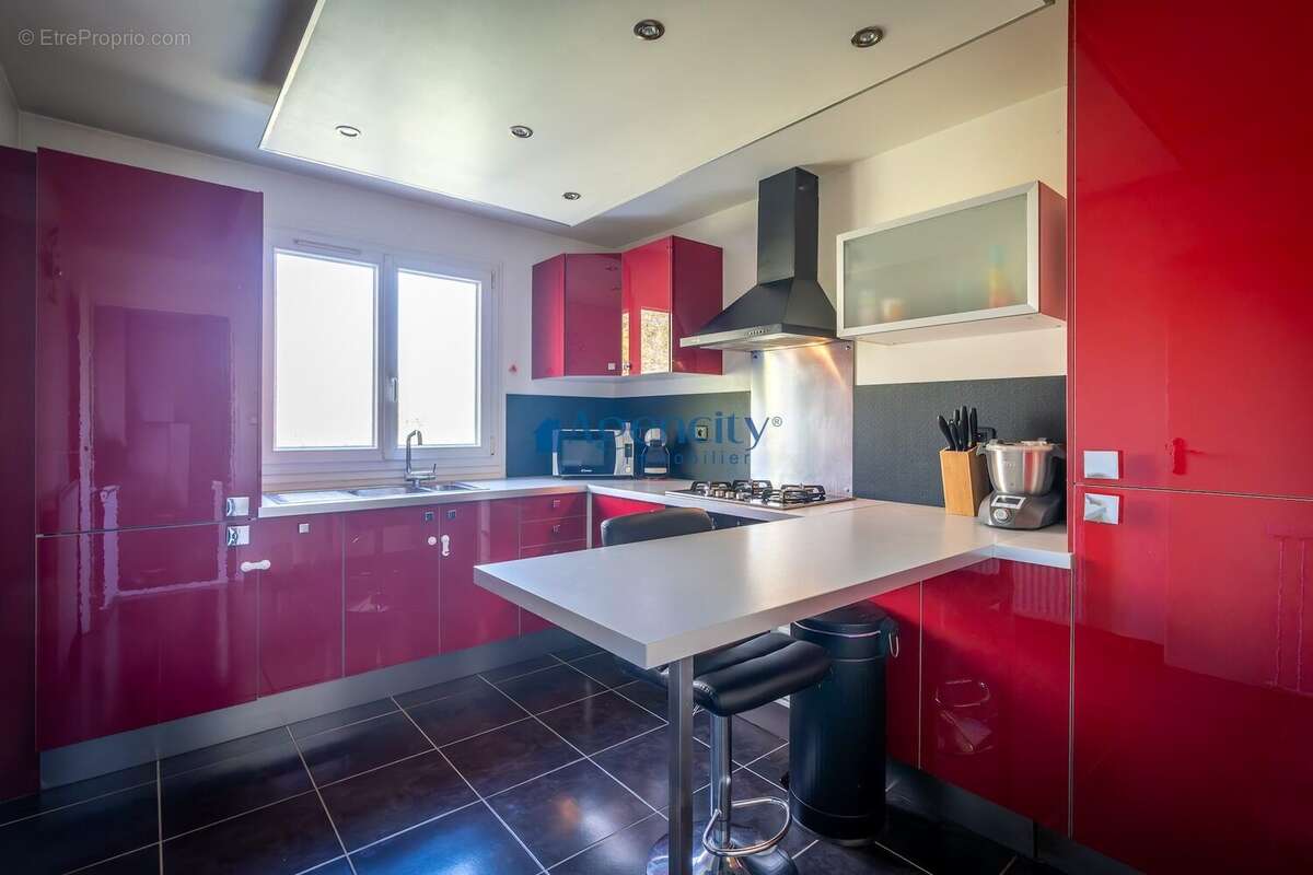 Appartement à TORCY