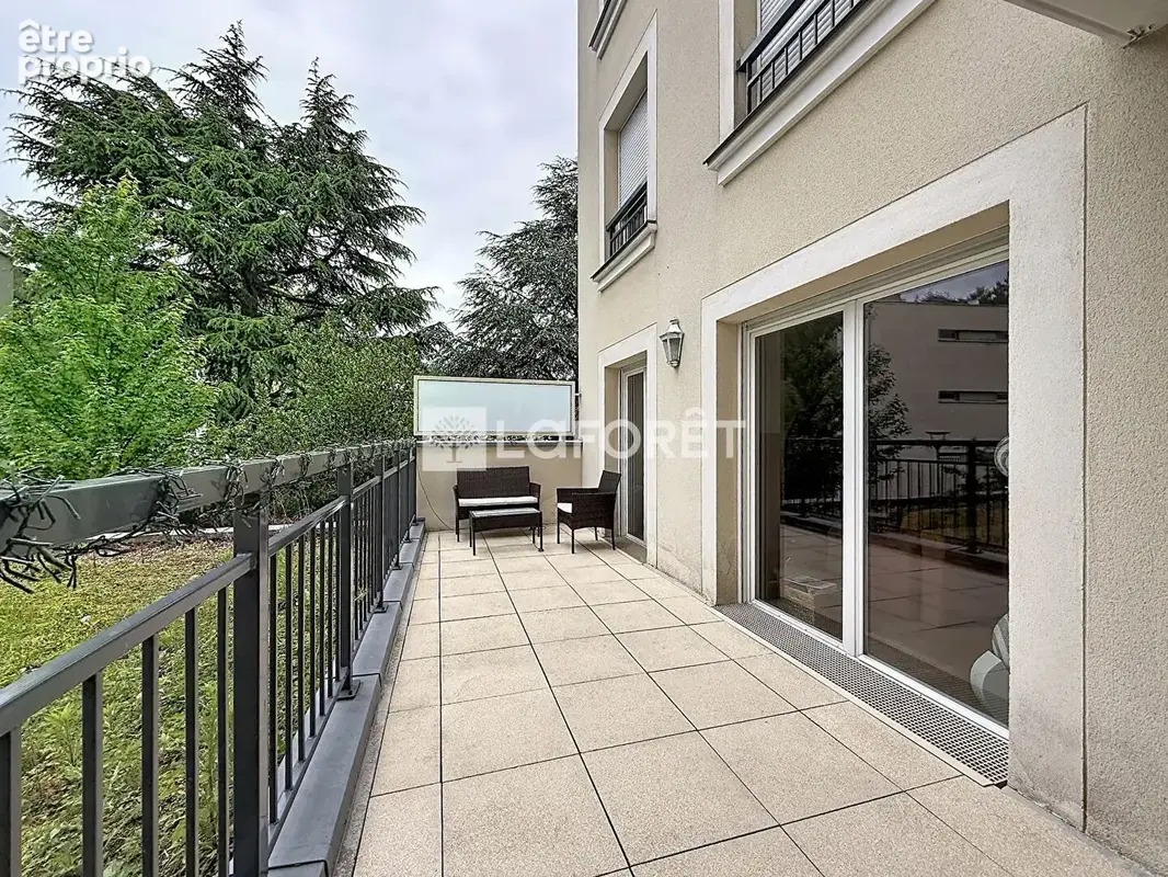 Le Plessis Robinson 6 pièces - 128.02 m2 - photo 2