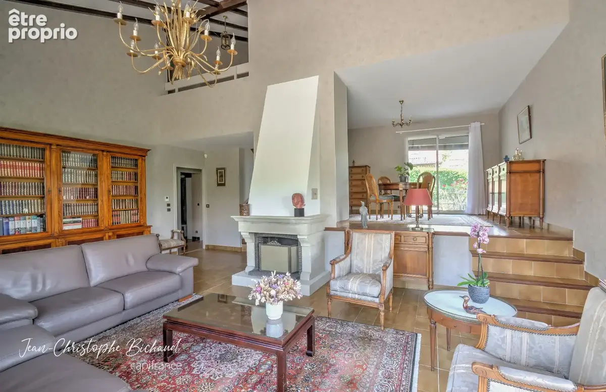 Maison familiale de 169 m² – 5 chambres – Terrain de 910 m² – Chaponost - photo 4
