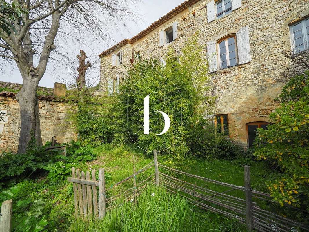 Maison à GOUDARGUES