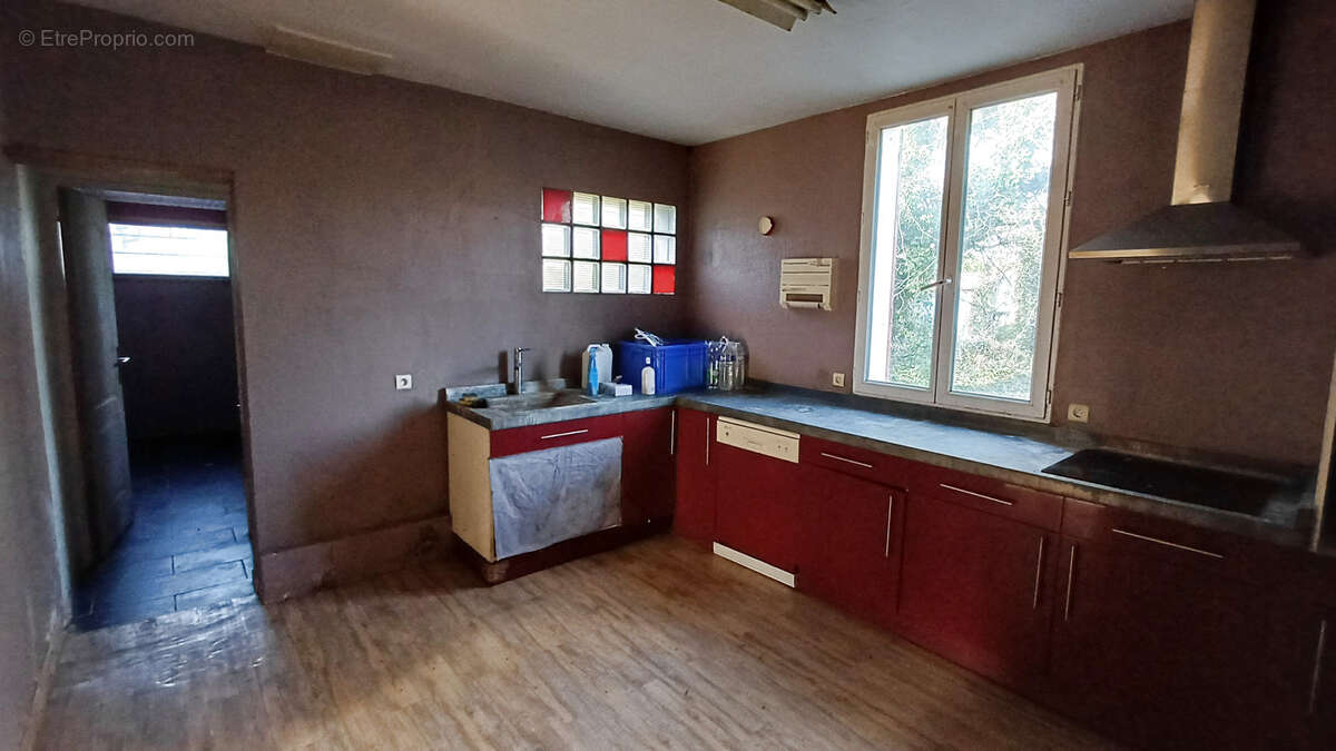 Maison à NOYEN-SUR-SEINE