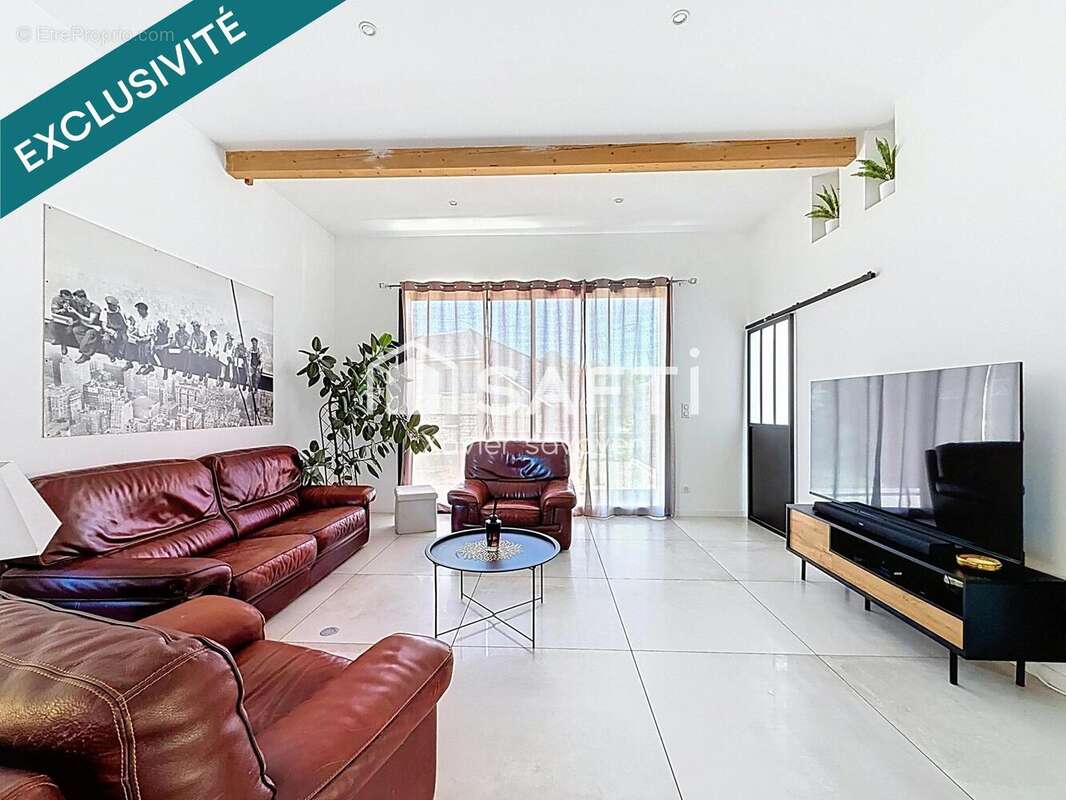 Maison 184 m² à Moirans  - photo 8