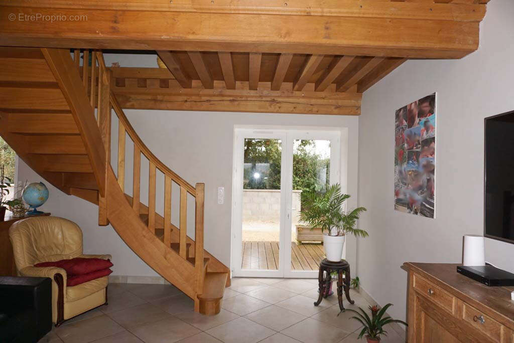 Maison à LA CLAYETTE