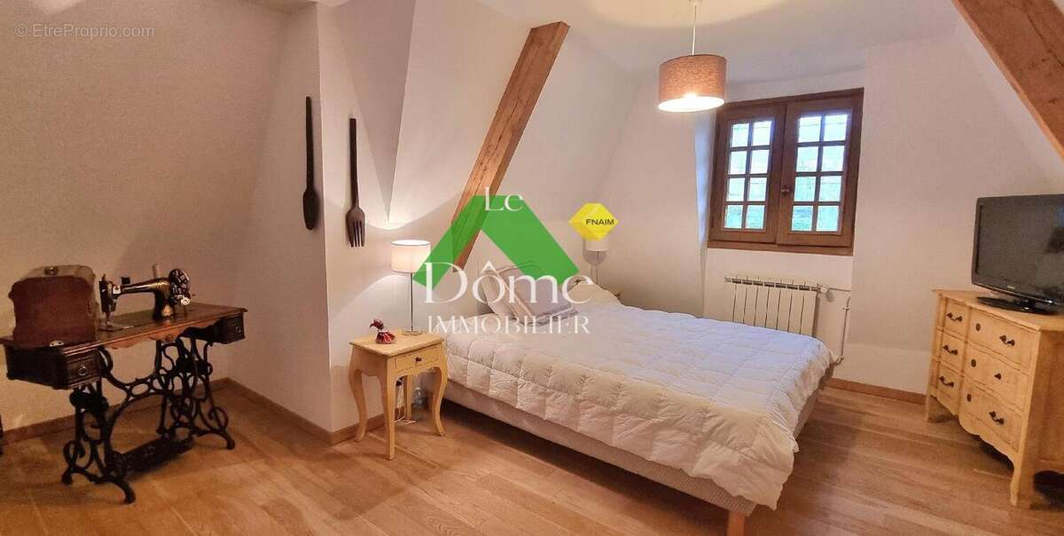 Maison 272 m² à Auneuil  - photo 5