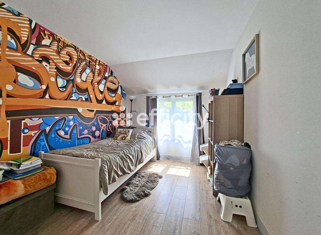 Maison à BUC