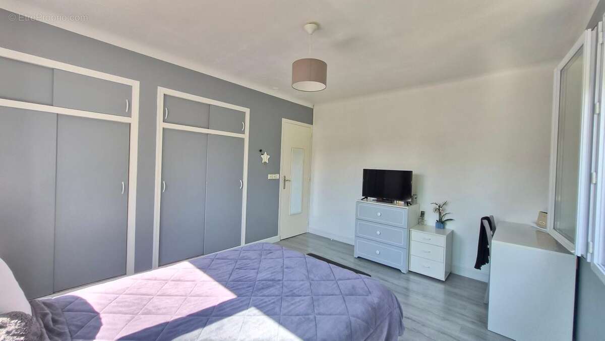 T4 indépendant, 126 m², sous sol total, 782 m² de terrain - photo 17