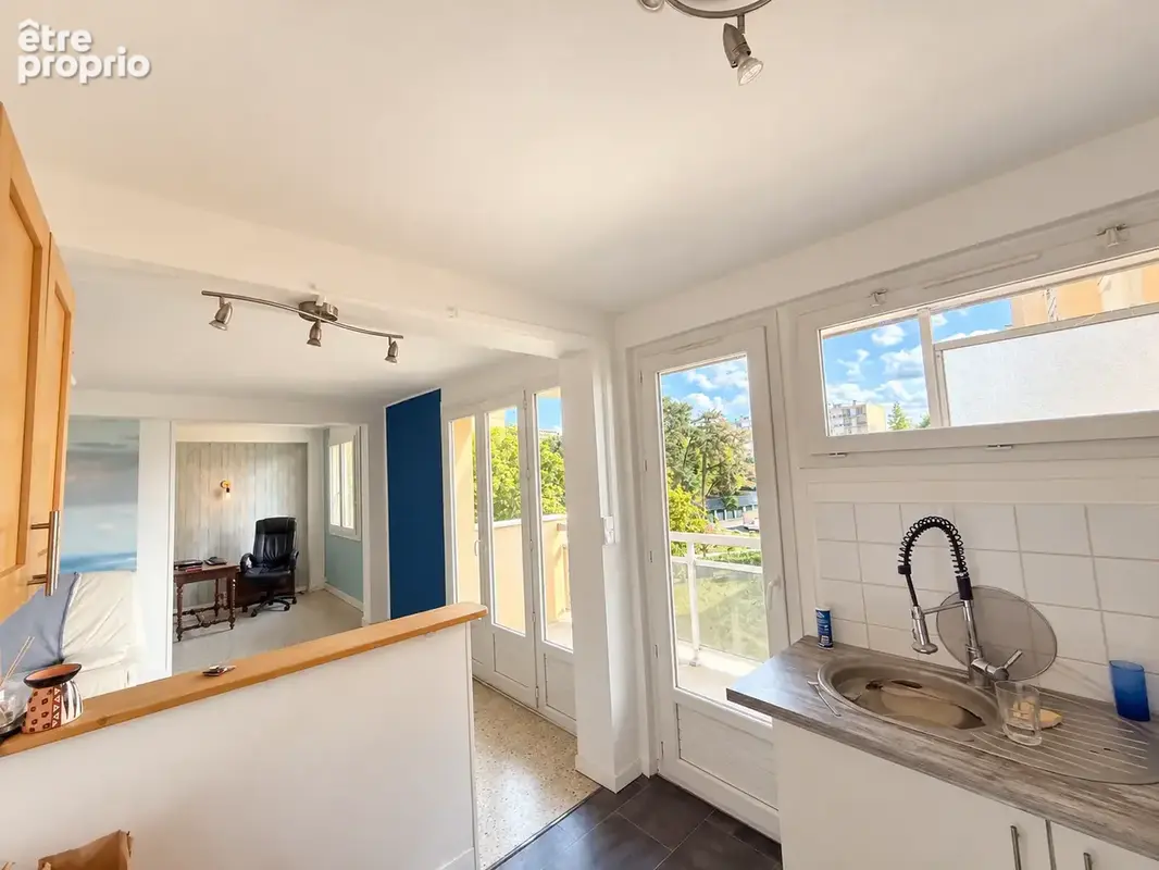 Photo Appartement à Sainte-Foy-Les-Lyon au prix de 229 000€