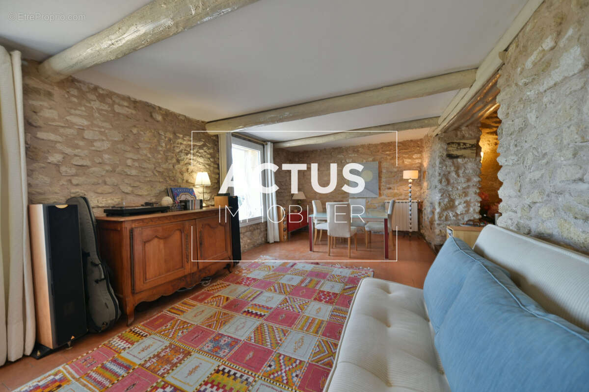 Maison à CORNILLON-CONFOUX