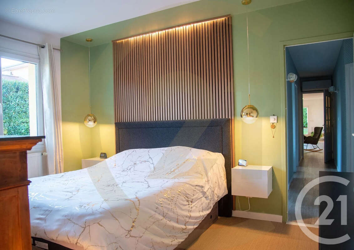 Maison à BOURGOIN-JALLIEU