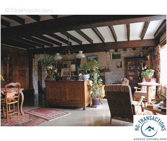 Maison à MERRY-SEC