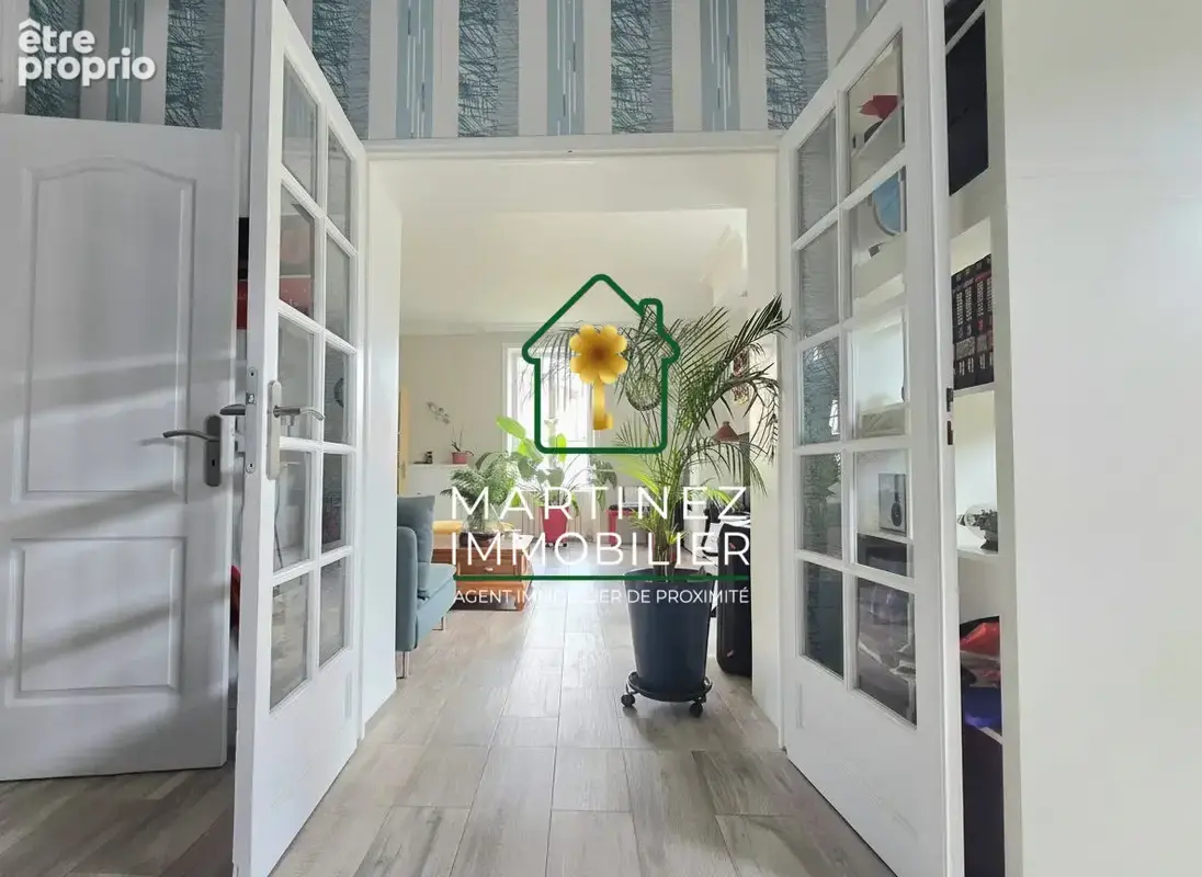 Maison 6 pièces 138 m² à vendre à Saint-Bonnet-De-Mure (69720) - photo 3