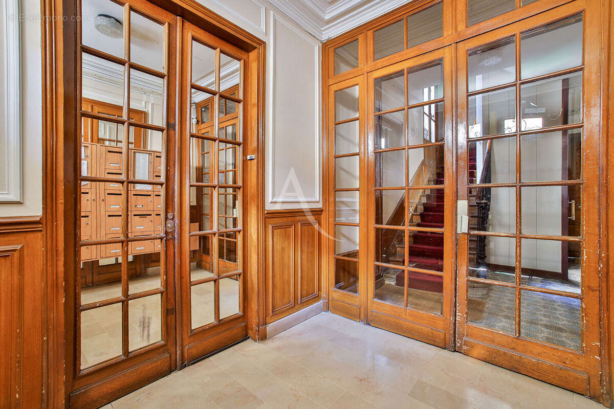 2 Pièces 34 M² -Immeuble Pierre de Taille PARIS 12 - photo 10