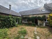 Un ensemble immobilier au charme authentique, composé de deux habitations - Maison à SAINT-THOMAS