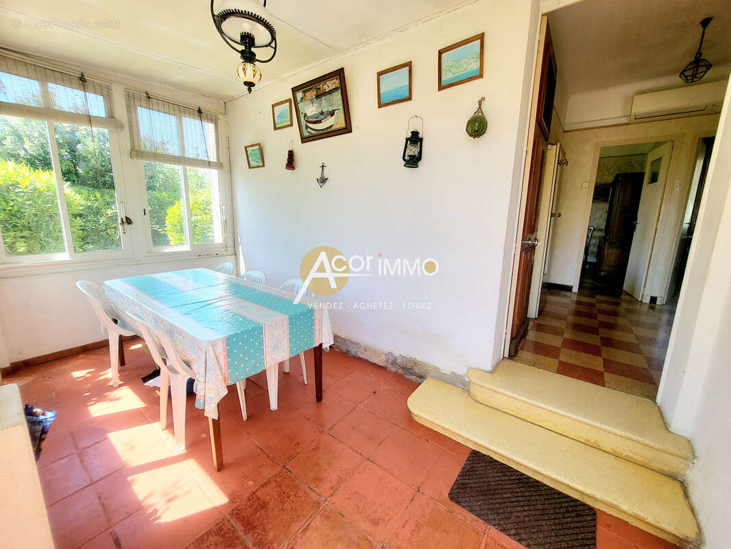 Six fours les plages - maison plain-pied 4 chambres-93 m2 avec garage terrain de 685 m2 piscinable- quartier - photo 2
