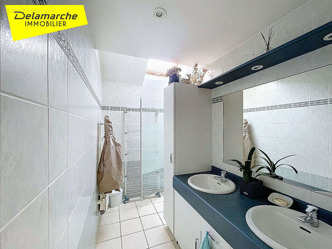 Maison à LA CHAISE-BAUDOUIN