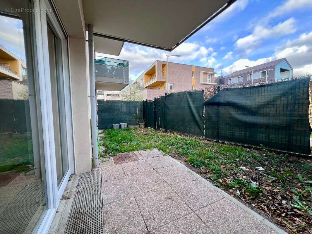 Appartement à BEZANNES