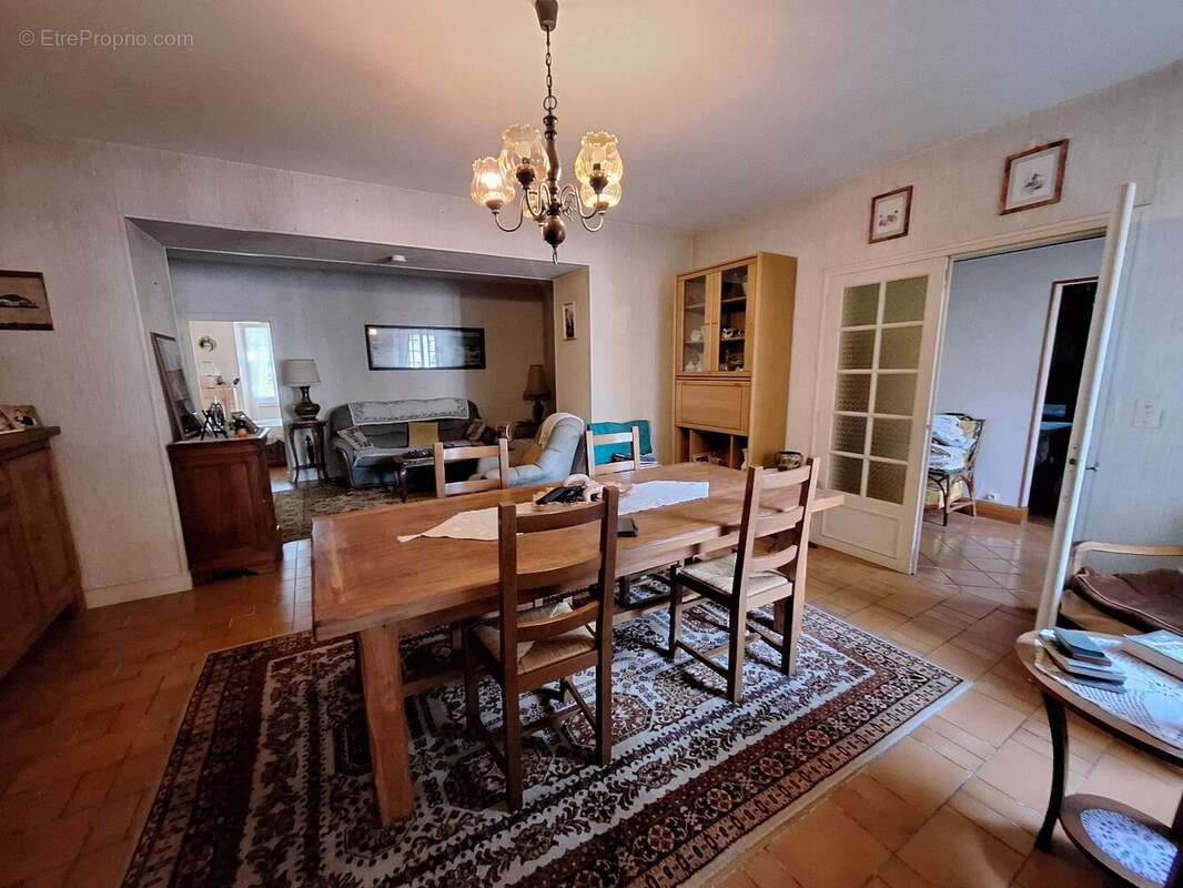 Maison 147 m² à Cognac  - photo 3