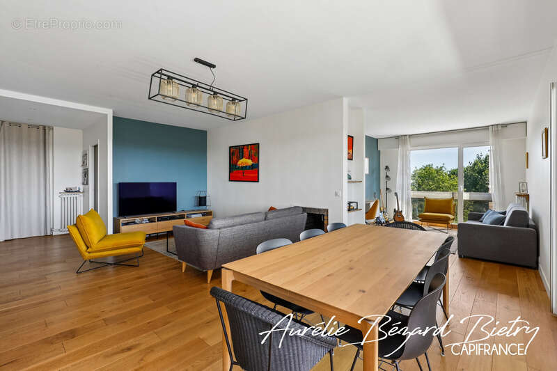 Appartement à GARCHES