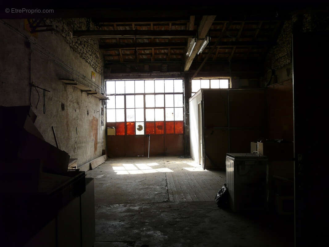 Maison à CASTELNAU-MONTRATIER