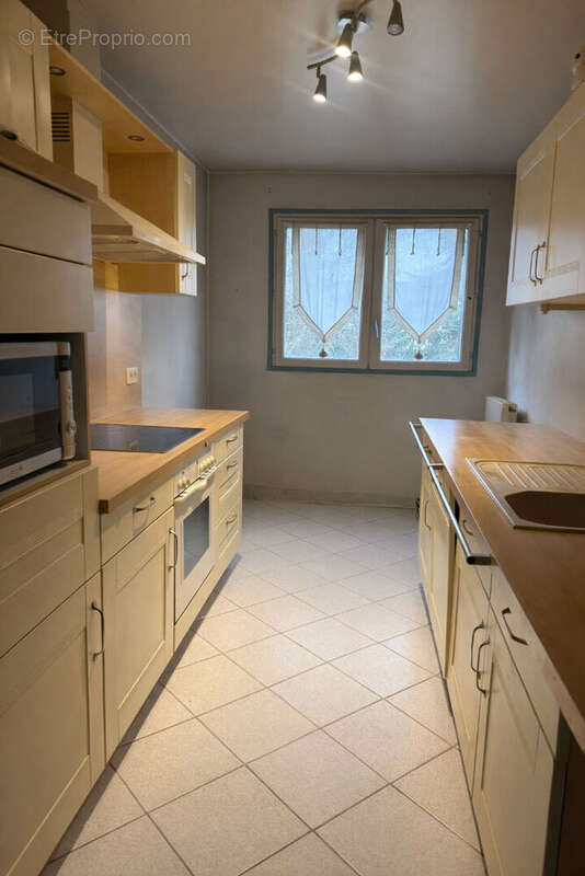 Appartement à GOUVIEUX