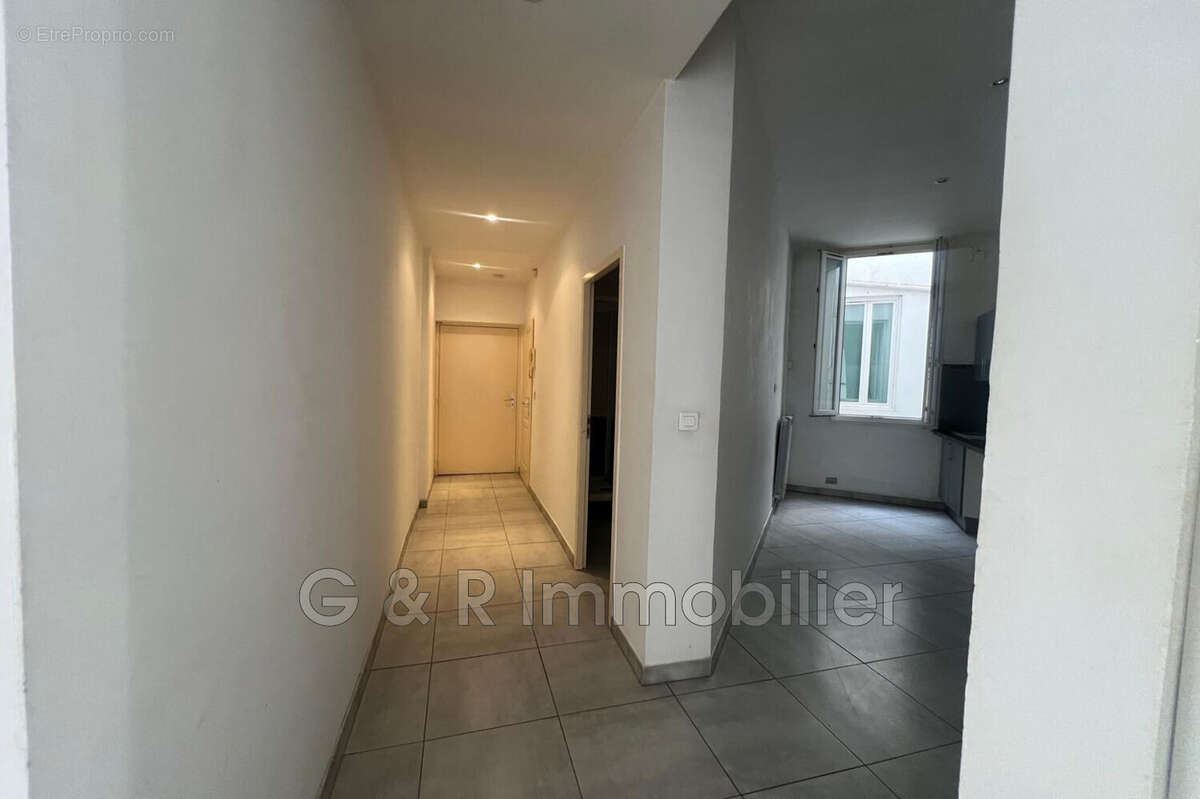 Appartement à Marseille-4e  - photo 5