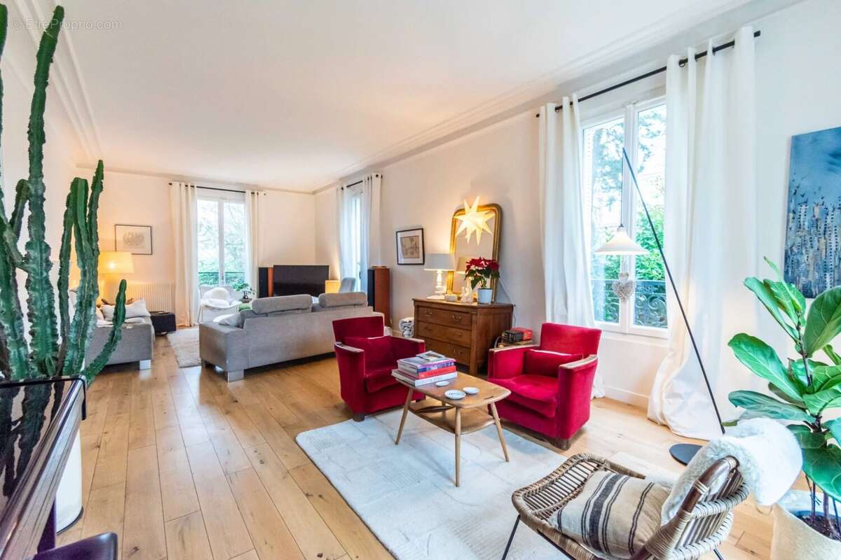 Maison à MONTMORENCY