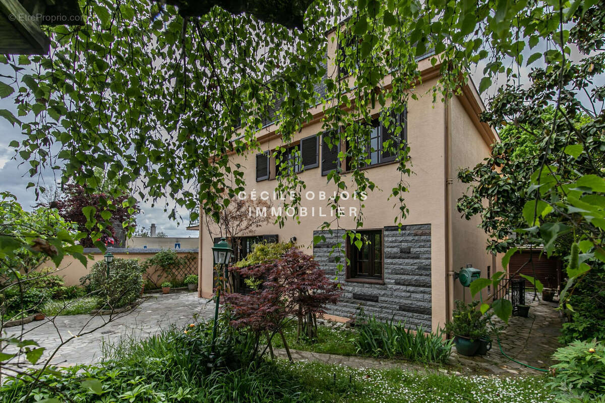 Maison à JOINVILLE-LE-PONT