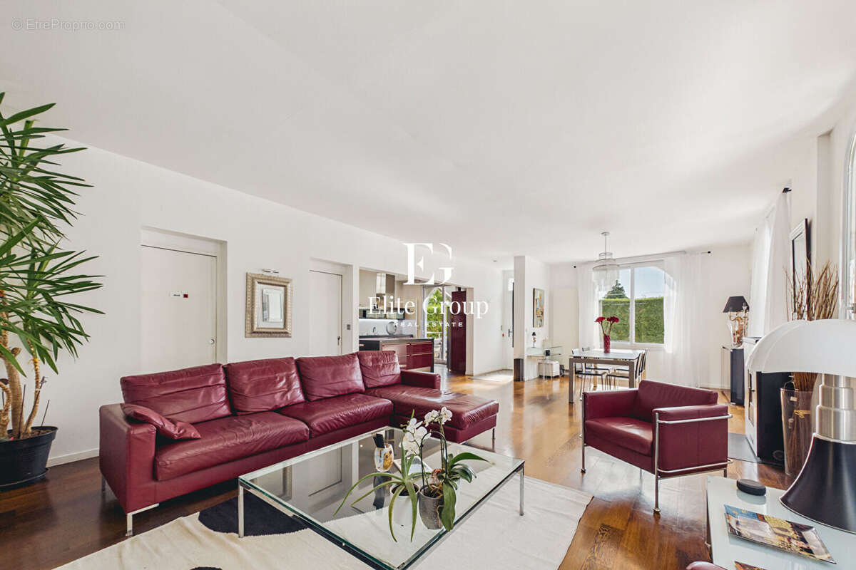 Magnifique maison des annes 50 a royan - 218 m2 - 6 pièces - photo 11