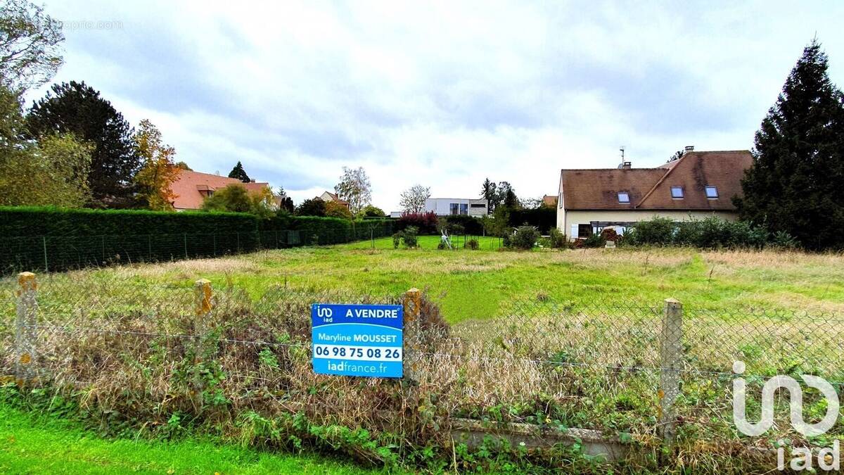 Photo 1 - Terrain à BOULLAY-LES-TROUX