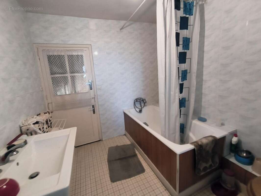 Maison à SAINT-FRAIMBAULT